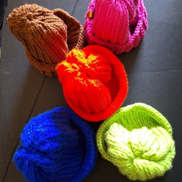 Handmade Accessories - NWT Artisanal Unisex Beanie From The BoKnitArt Collection.
